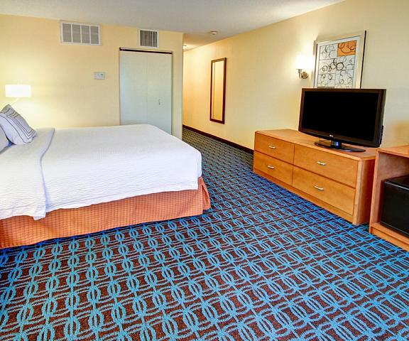 Fairfield Inn & Suites by Marriott Saratoga Malta New York Malta Room