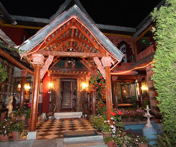 WelcomHeritage Grace Hotel Himachal Pradesh Dharamshala Facade