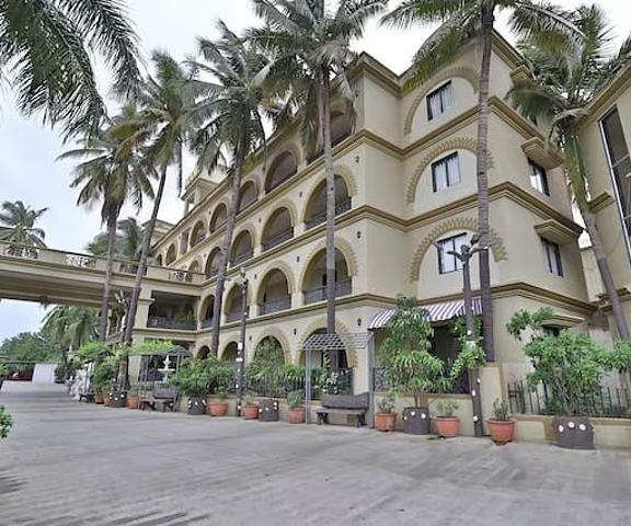 GD Hotel Gujarat Navsari Hotel Exterior