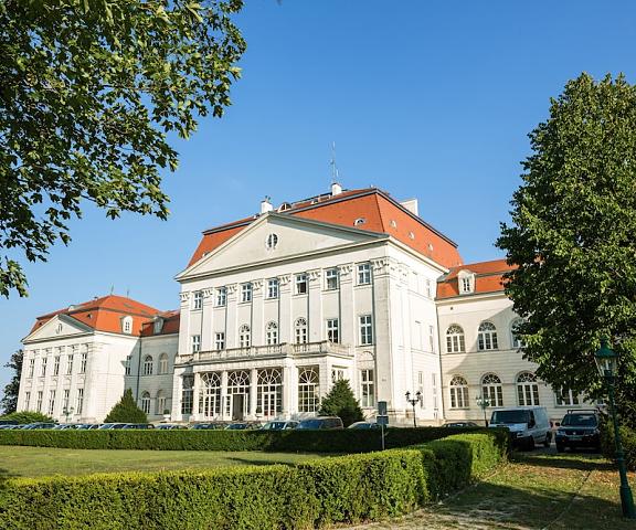 Austria Trend Hotel Schloss Wilhelminenberg Vienna (state) Vienna Exterior Detail