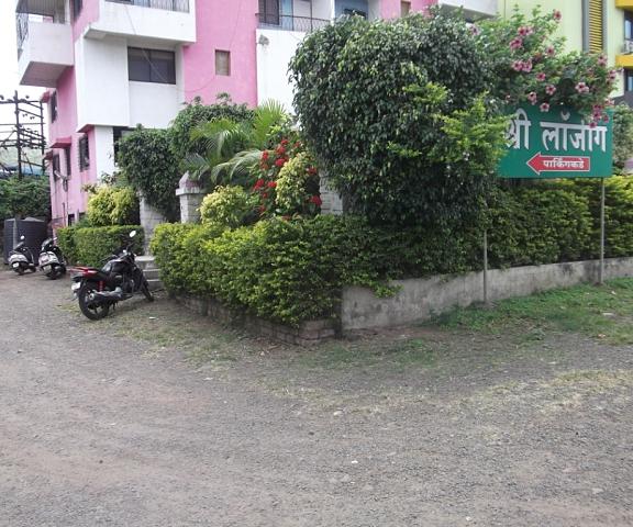 Samruddhi and Shree Inn Lodge Maharashtra Pune Hotel Exterior