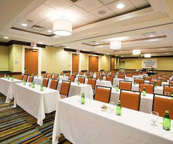 Fairfield Inn and Suites by Marriott Toronto Airport Ontario Mississauga Meeting Room