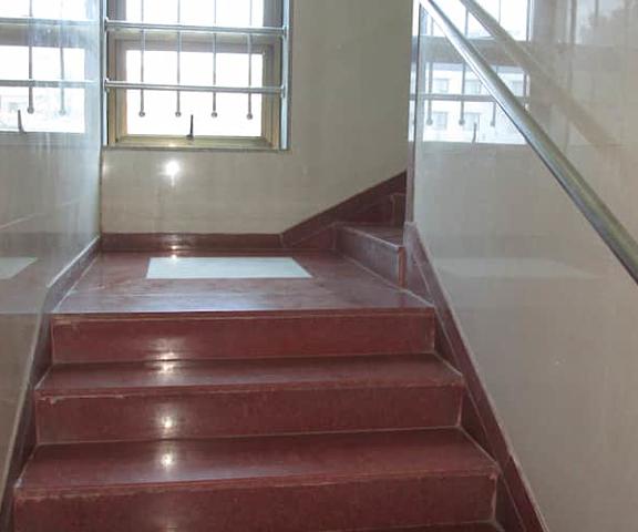 Hotel Sai Niwas Maharashtra Shirdi Staircase