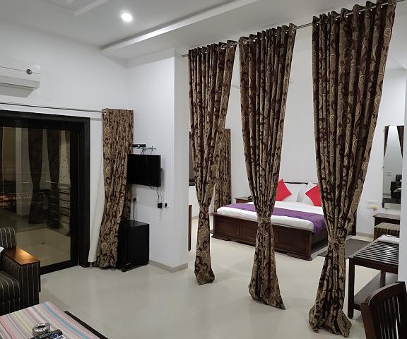 Sapphero Resorts A Unit Of Shri Sai Hospitality Maharashtra Shirdi Living Area