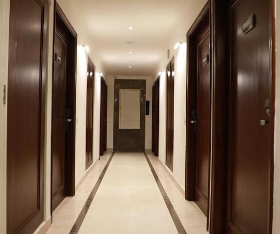 Hotel Golden Tower Punjab Amritsar Corridors
