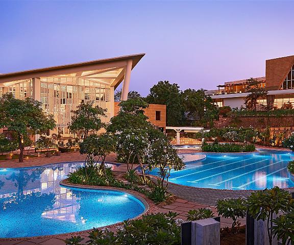 Taj Aravali Resort & Spa Rajasthan Udaipur Pool