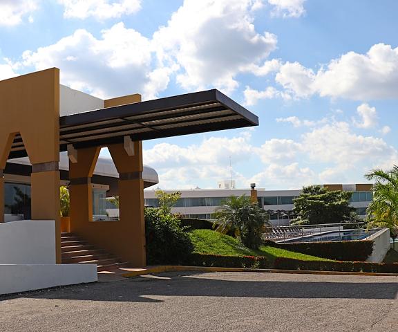 Holiday Inn Villahermosa Aeropuerto, an IHG Hotel Tabasco Villahermosa Entrance