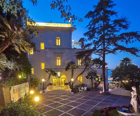 Luxury Villa Excelsior Parco Campania Capri Facade
