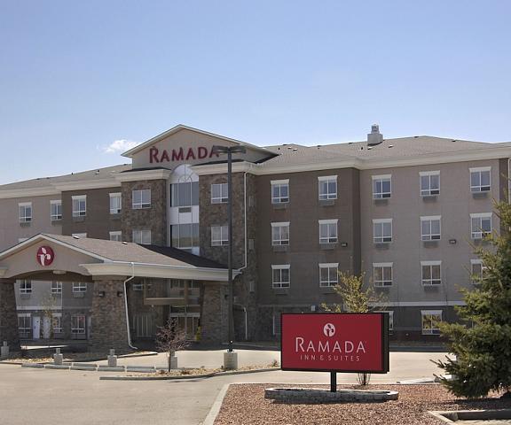 Ramada by Wyndham Drumheller Hotel & Suites Alberta Drumheller Facade