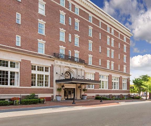 The George Washington Hotel, A Wyndham Grand Hotel Virginia Winchester Exterior Detail