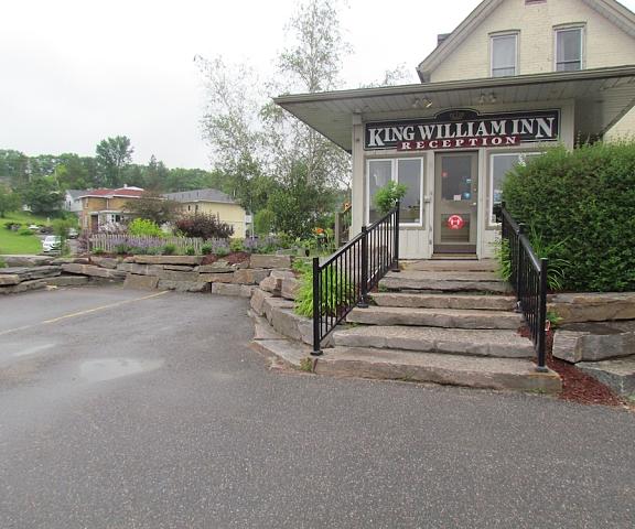 Rodeway Inn King William Ontario Huntsville Facade