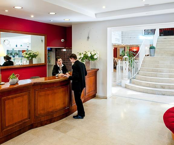 Hotel Saint Sauveur Occitanie Lourdes Reception