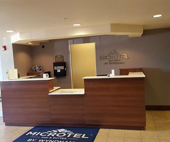 Microtel Inn & Suites by Wyndham Bellevue/Omaha Nebraska Bellevue Lobby