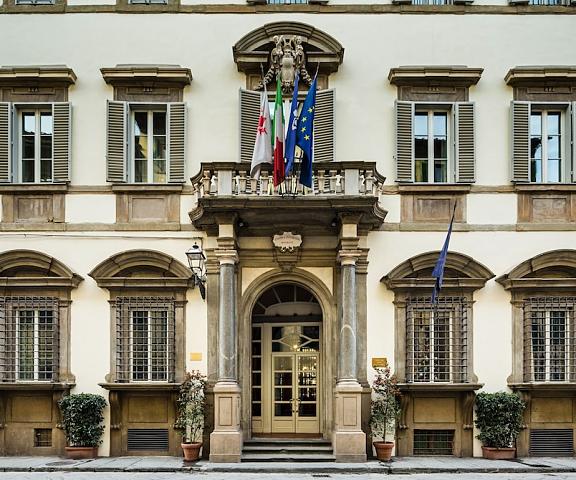 Relais Santa Croce by Baglioni Hotels Tuscany Florence Entrance