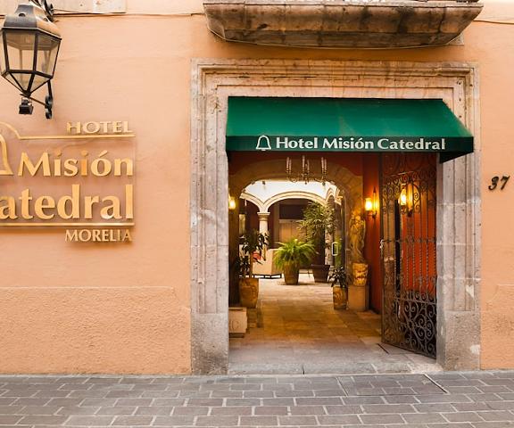 Hotel Misión Catedral Morelia Michoacan Morelia Entrance