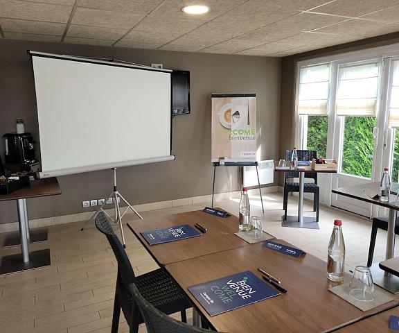 Campanile Saint Quentin Hauts-de-France Saint-Quentin Meeting Room