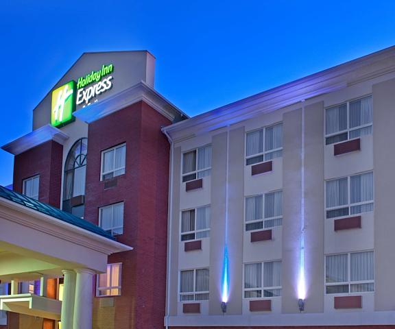 Holiday Inn Express Hotel & Suites Edson, an IHG Hotel Alberta Edson Exterior Detail