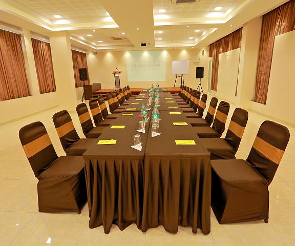 Grand Signature Hotel and Spa Tamil Nadu Yercaud Business Centre