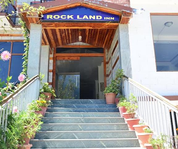 Hotel Rockland Inn  Himachal Pradesh Manali Entrance