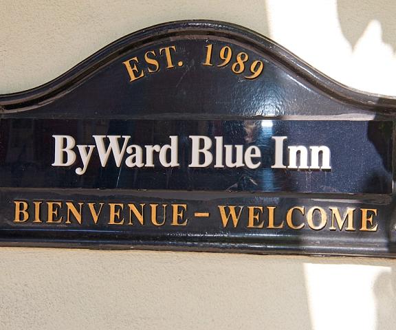 Byward Blue Inn Ontario Ottawa Exterior Detail