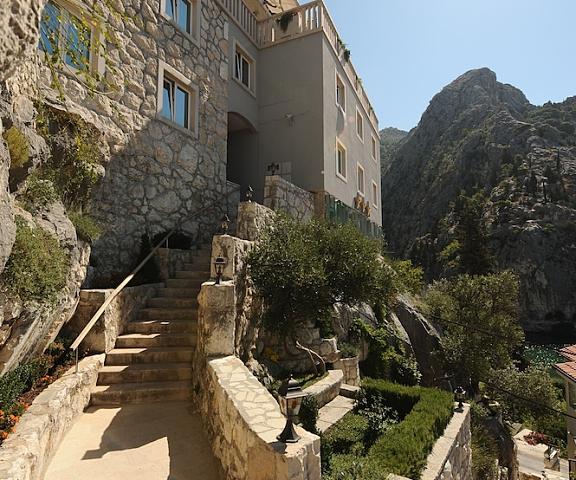 Hotel Villa Dvor Split-Dalmatia Omis Exterior Detail