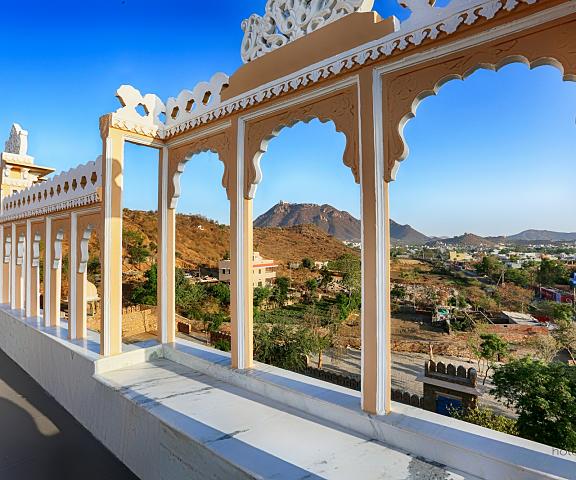 Fateh Niwas Rajasthan Udaipur Hotel View
