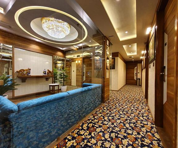 Hotel Makhan Residency Punjab Amritsar Reception