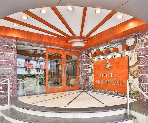 Hotel President Gujarat Vadodara Entrance