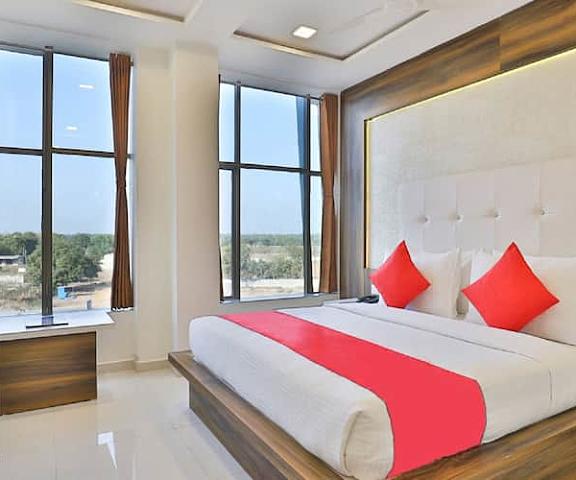 Hotel Maryland by Sky Stays Gujarat Vadodara 