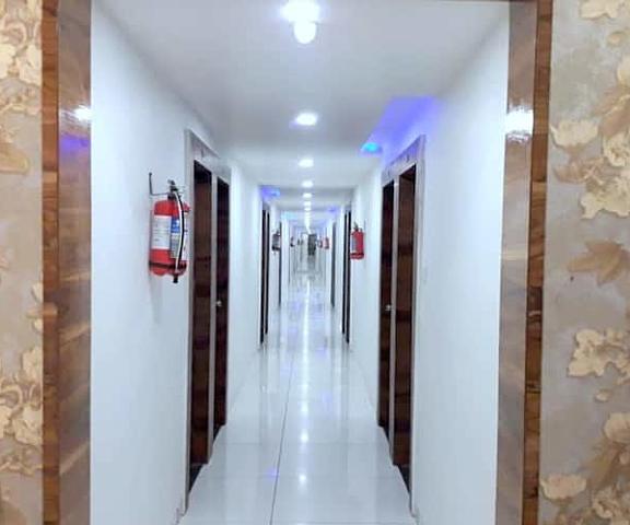 Hotel Maryland by Sky Stays Gujarat Vadodara Corridor
