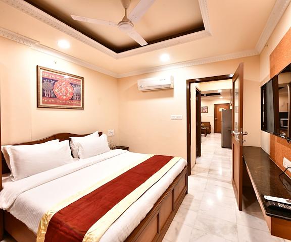 Click Hotel White House Residency Vadodara Gujarat Vadodara Room