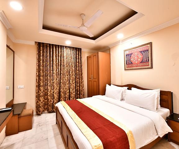 Click Hotel White House Residency Vadodara Gujarat Vadodara Primary image