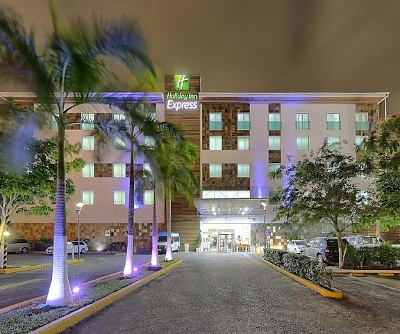 Holiday Inn Express Villahermosa Tabasco 2000, an IHG Hotel Tabasco Villahermosa Exterior Detail