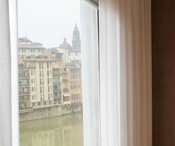 Hotel Continentale - Lungarno Collection Tuscany Florence View from Property