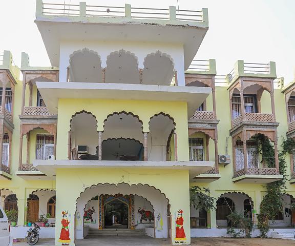 Hotel Radhika Palace and Restaurant Rajasthan Pushkar Hotel Exterior