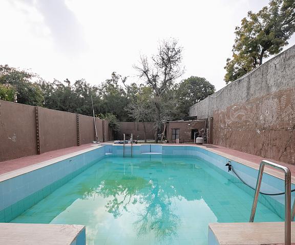 Hotel Radhika Palace and Restaurant Rajasthan Pushkar Pool