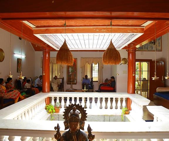 Ayuryogashram Heritage Kerala Thrissur Lobby