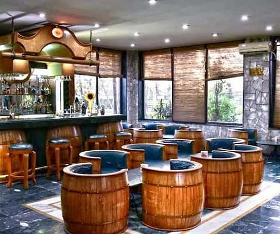 The Grand Lilly Resorts Punjab Jalandhar Bar
