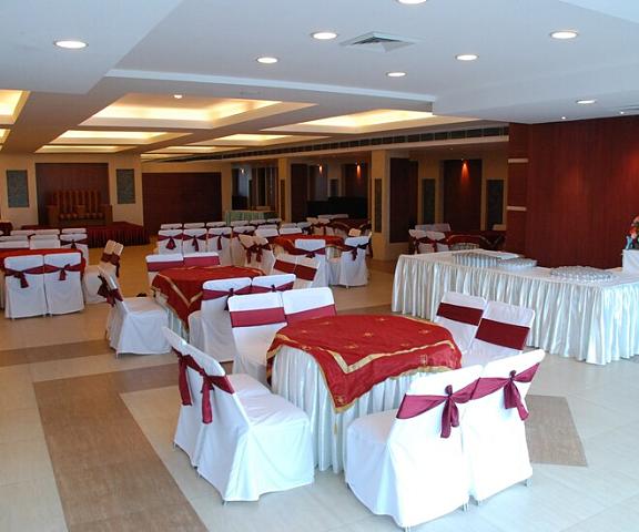 Hotel Citadines Punjab Jalandhar Food & Dining