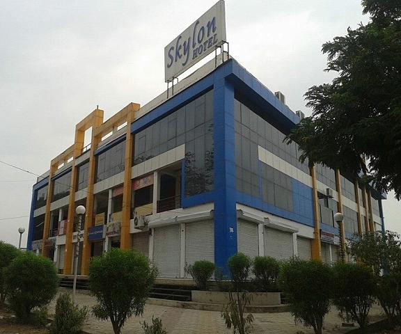Skylon Hotel Gujarat Gandhinagar Hotel Exterior