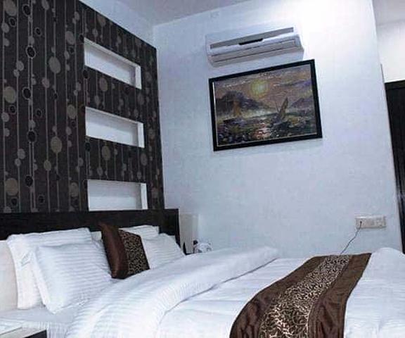 The Mirage Palace Haryana Rohtak suite room