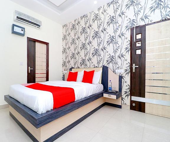 OYO 36854 Sangam Resort Haryana Ambala Room