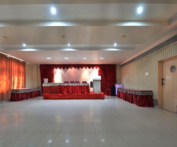 OYO 3420 Hotel Ashoka Telangana Warangal Banquet Hall