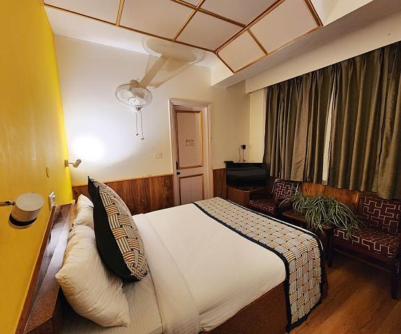 Hotel Pineview Shimla Himachal Pradesh Shimla Room