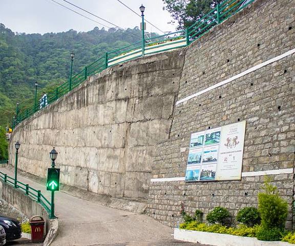 Savoy Greens Jabli Himachal Pradesh Solan Parking Area