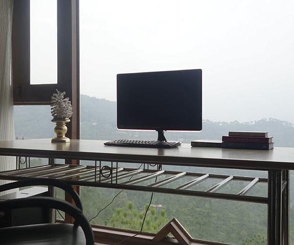 Dunn Perk Manor Himachal Pradesh Solan Hotel View