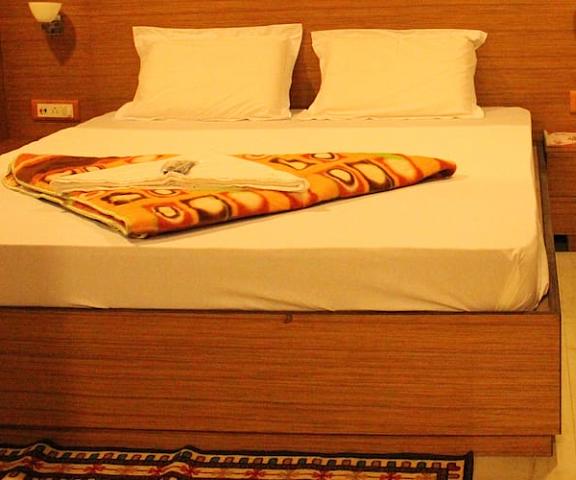 Hotel Woodland Park Tripura Agartala room