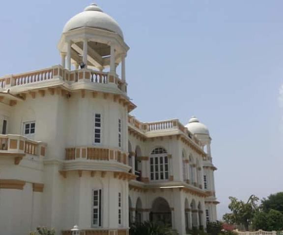 Balaram Palace Resort Gujarat Palanpur view of the hotel