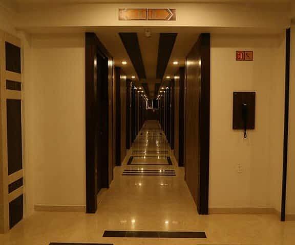 Hotel Metropolis Karnataka Hubli-Dharwad Corridors