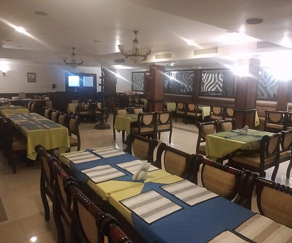 Hotel Elegance Kerala Kochi Food & Dining